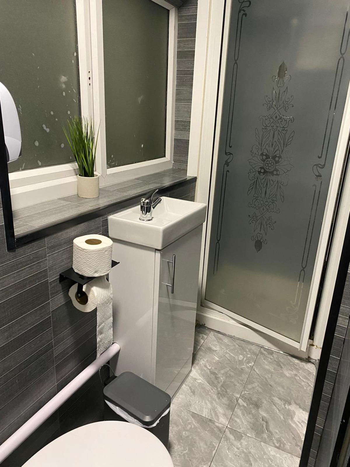 בלקפול Black Ocean Holiday Apartments מראה חיצוני תמונה