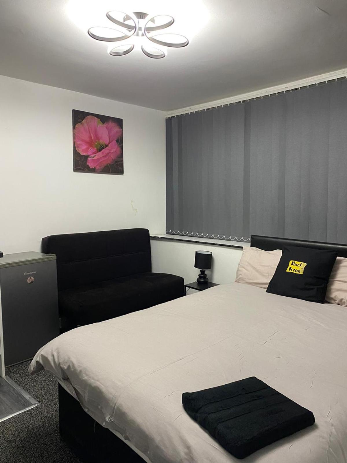 בלקפול Black Ocean Holiday Apartments מראה חיצוני תמונה