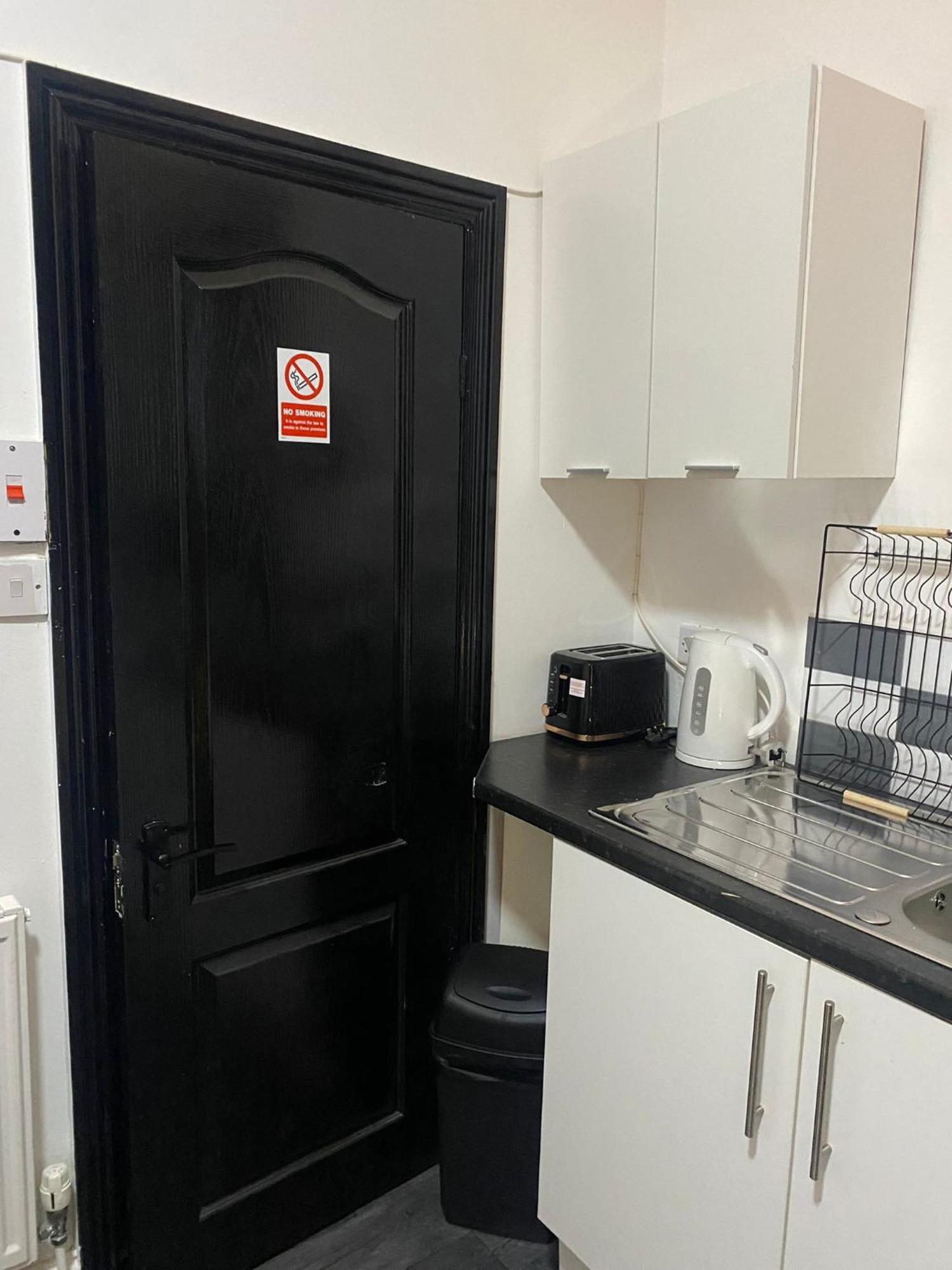 בלקפול Black Ocean Holiday Apartments מראה חיצוני תמונה