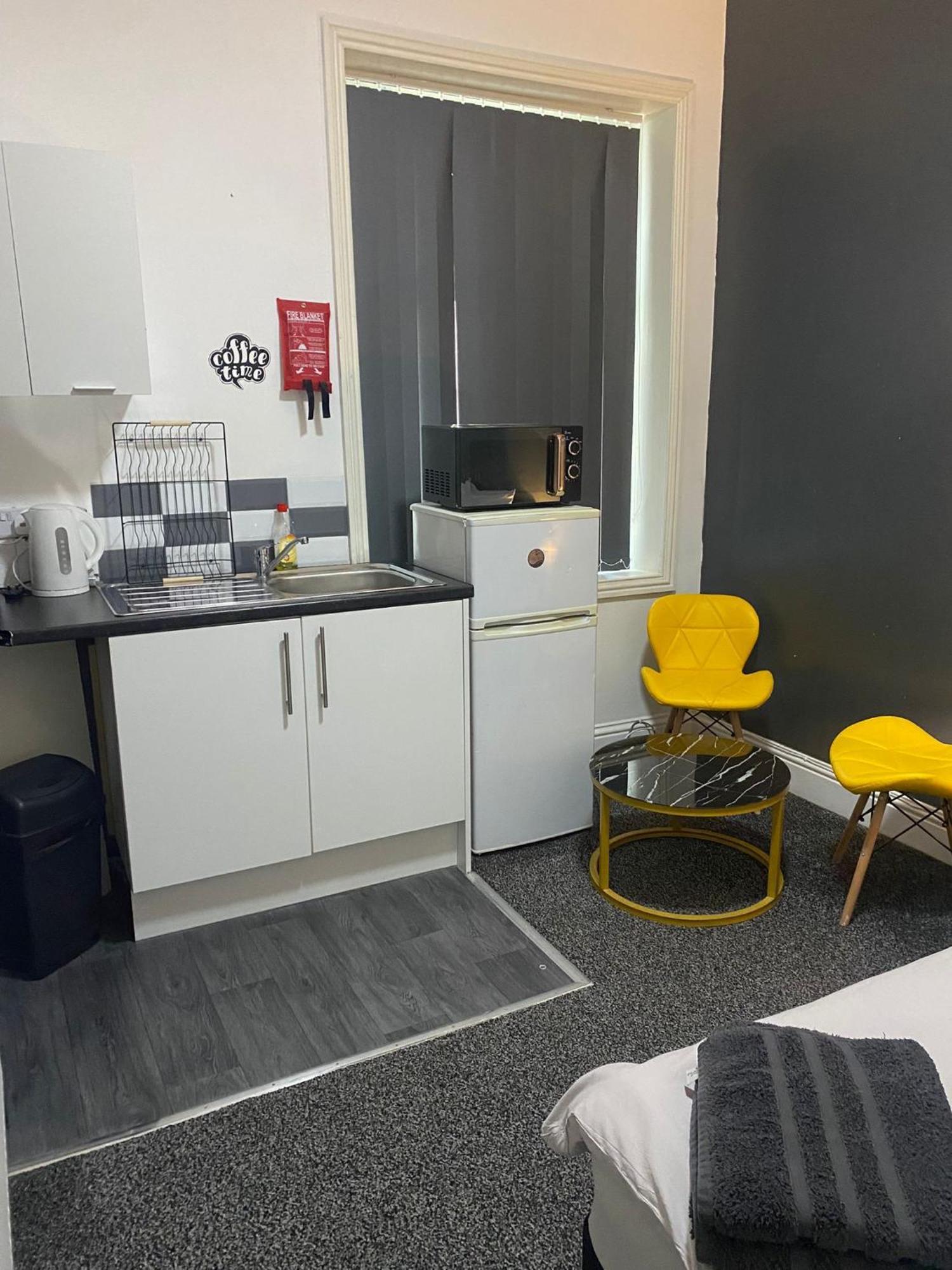 בלקפול Black Ocean Holiday Apartments מראה חיצוני תמונה